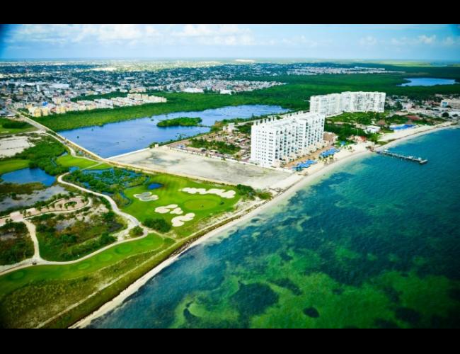 Terreno en Venta La Playa en Canc&uacute;n