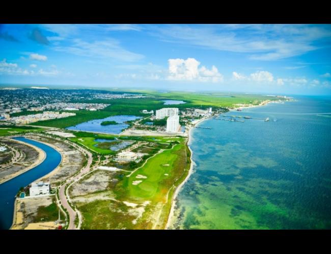 Terreno en Venta La Playa en Canc&uacute;n
