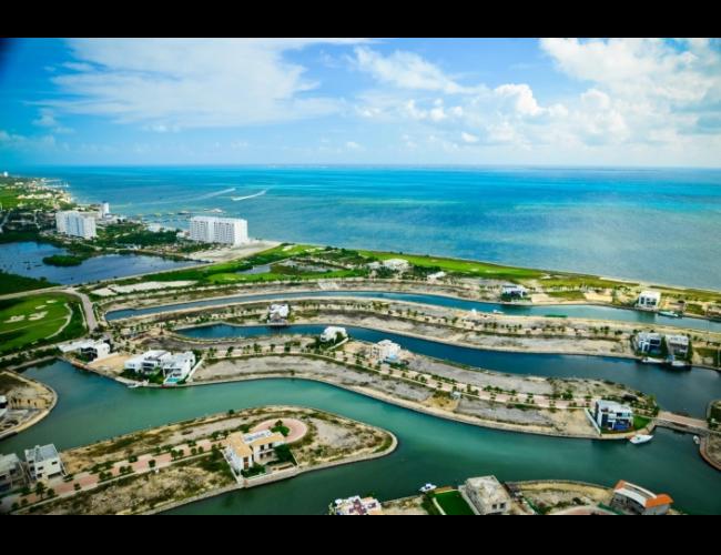 Terreno en Venta La Playa en Cancún